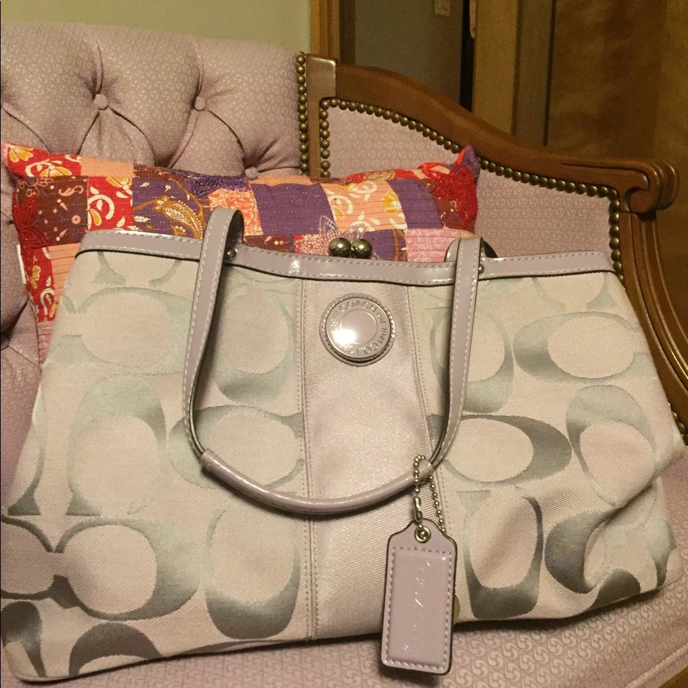 Coach handbag💕almost brand new !